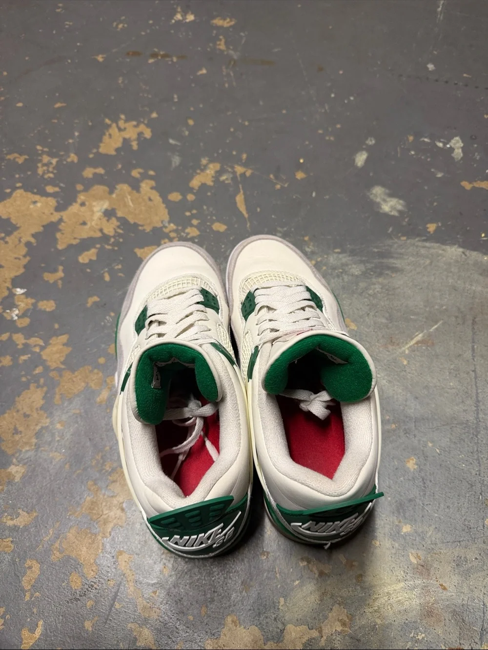 Jordan 4